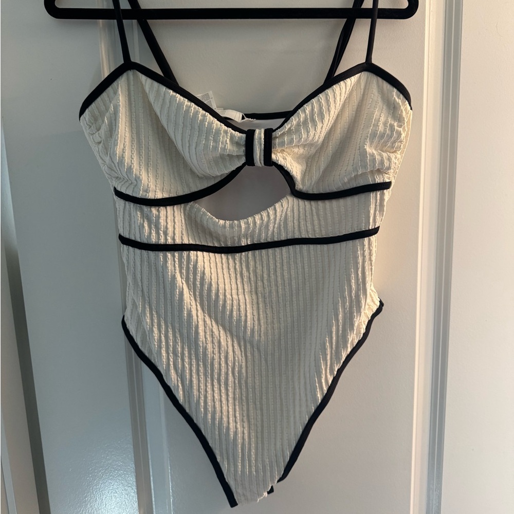 White Ribbed Swimsuit with Black Trim